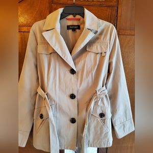 Ellen Tracy tailored rain jkt.